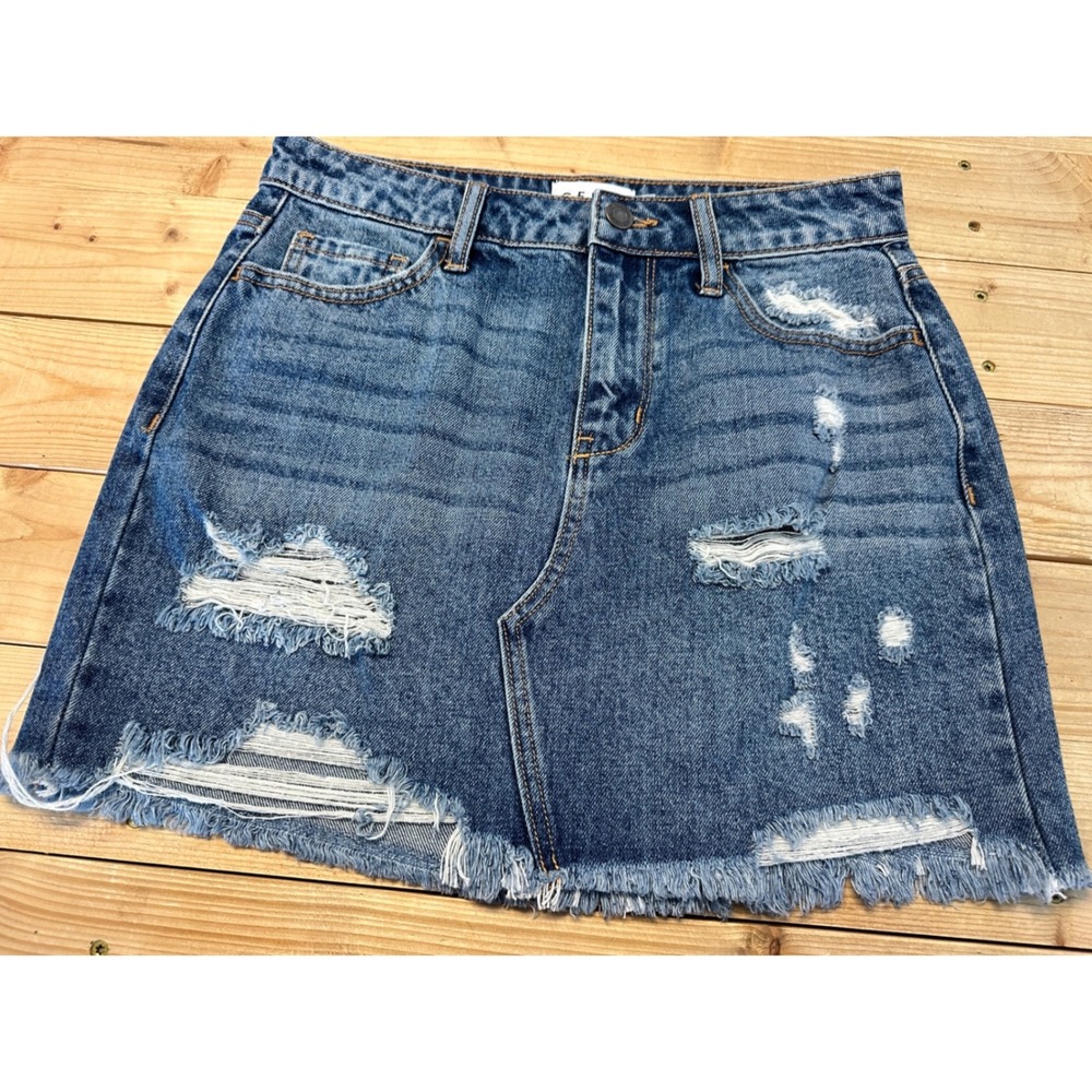 Cello Women Distressed Denim Mini Skirt Blue Frayed Hem Size S NEW